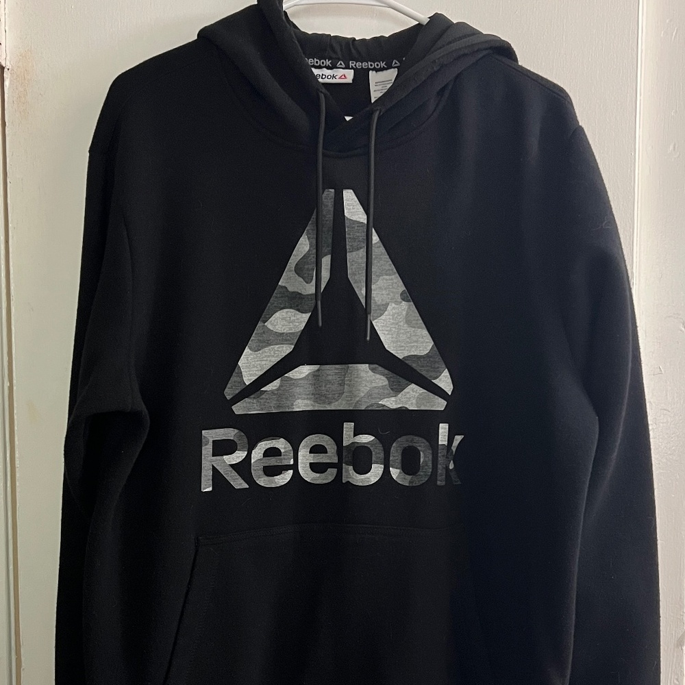 Reebok  hoodie